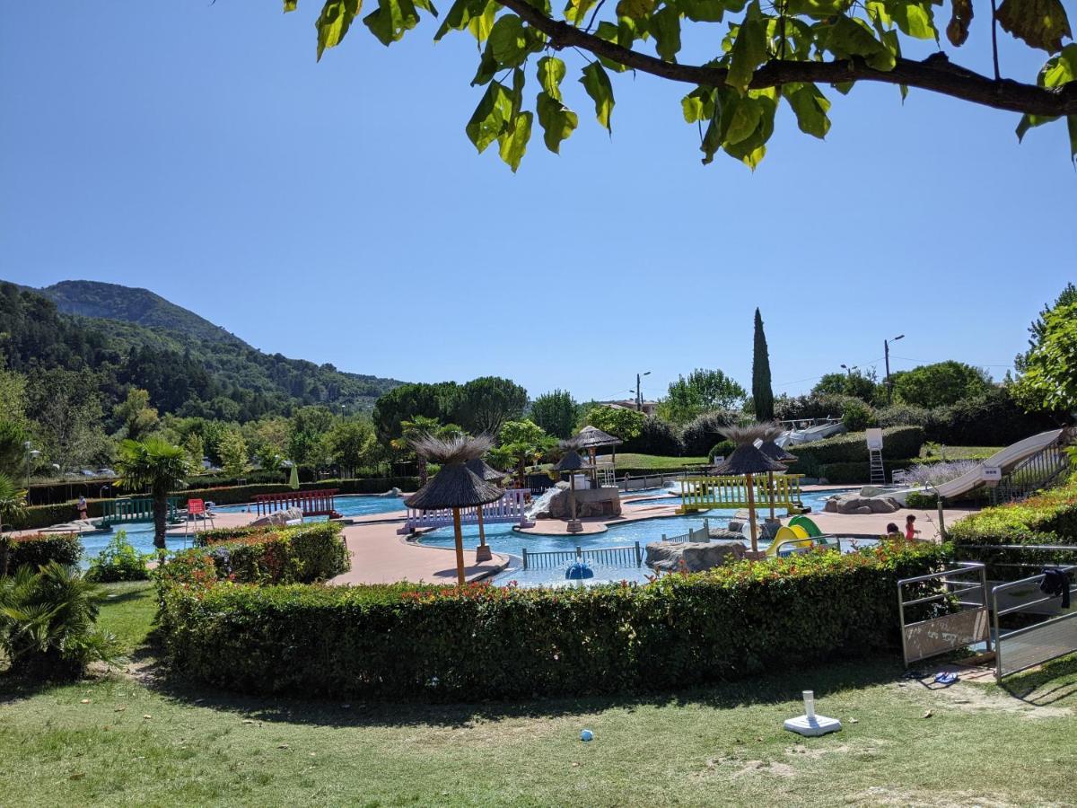 Maisonnette Dans Domaine Avec Piscine A Nyons, Pays Des Olives Экстерьер фото